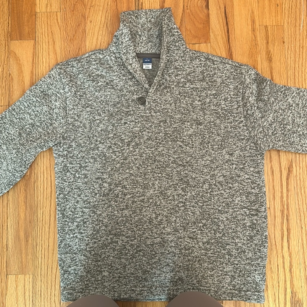 Boys grey sweater sweatshirt size Large - old navy